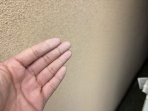 大阪市 外壁塗装 チョーキング 白い粉 劣化サイン