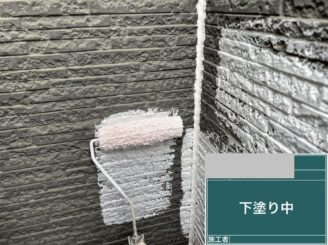 大阪市都島区 外壁塗装 下塗り作業