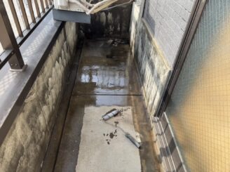 大阪市大正区 ベランダ プライマー塗布 防水下地