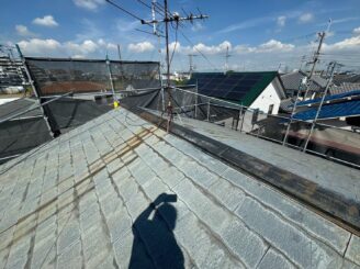 大阪市東淀川区 屋根カバー工事前の大屋根劣化状況