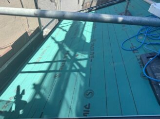 大阪市東淀川区 下屋根ルーフィング施工