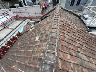 大阪市東住吉区 屋根瓦施工前状況②