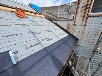 大阪市東住吉区 スーパーガルテクト施工中