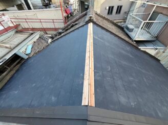 大阪市東住吉区 棟板金工事