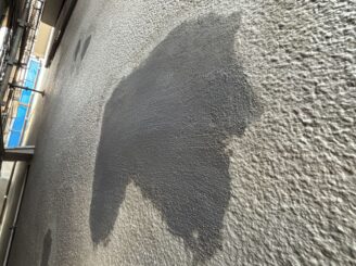 大阪市西淀川区 外壁膨れ箇所 左官下地補修施工中