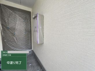 大阪市天王寺区 外壁塗装 中塗り完了
